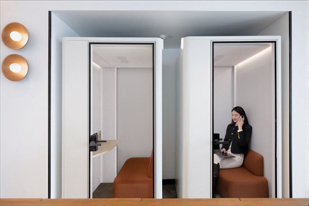 WeWork - No 1599 Zhayin Road