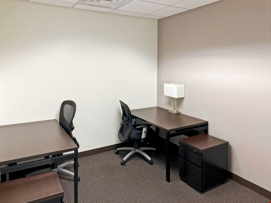 Regus - Dearborn