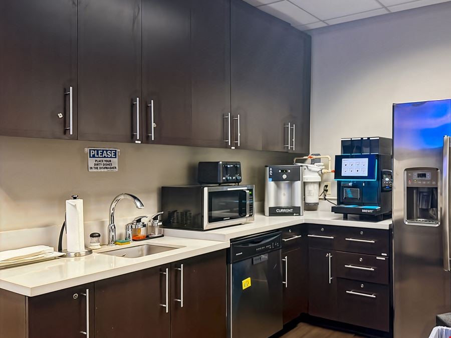 Regus - Miami Airport - Waterford