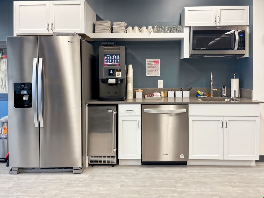 IA, Des Moines - Grand Ave