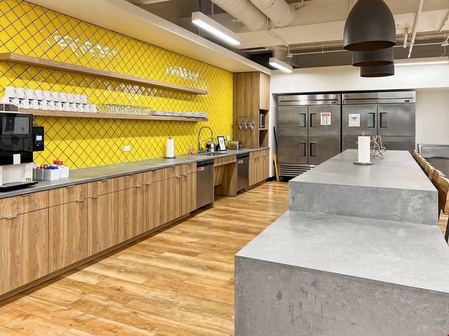 Regus - Dallas - 3232 McKinney Ave