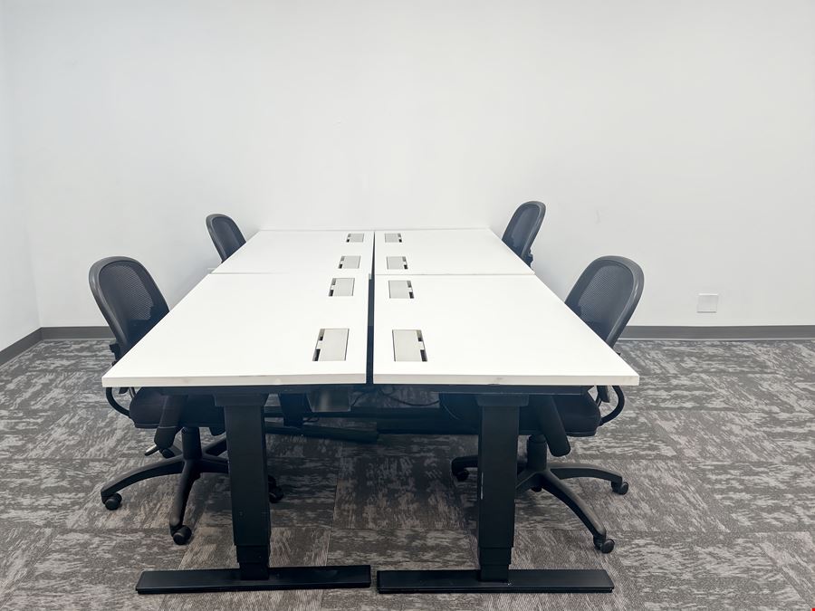 CT, Farmington - Farmington Ave