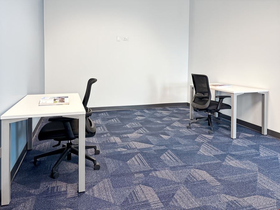 IL, Naperville - Wall St