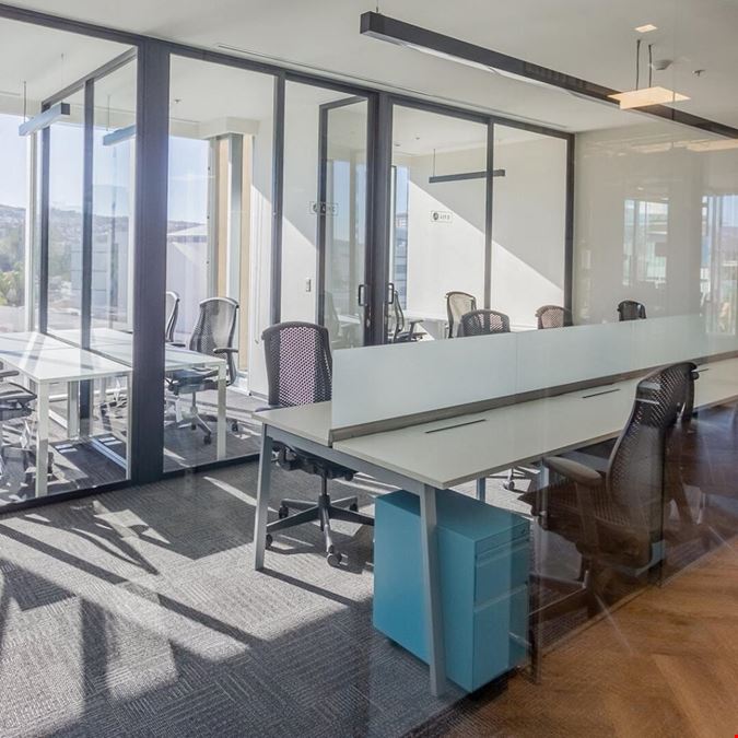 IOS Offices - Foro 4