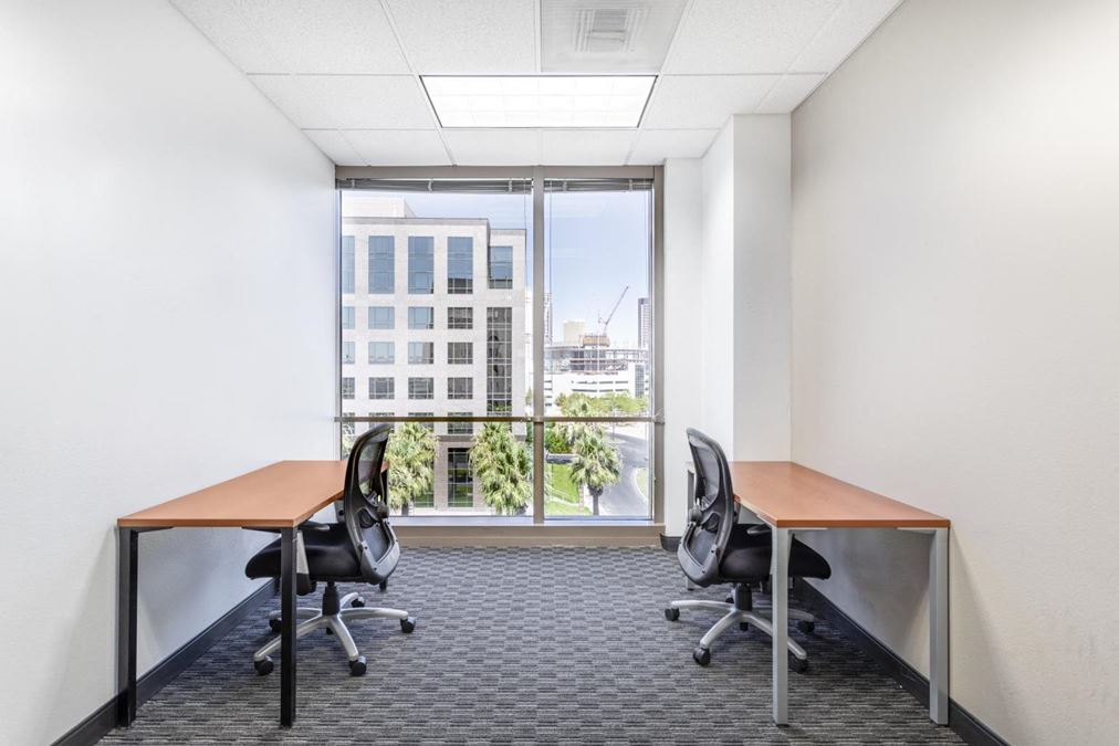 Howard  Hughes Parkway