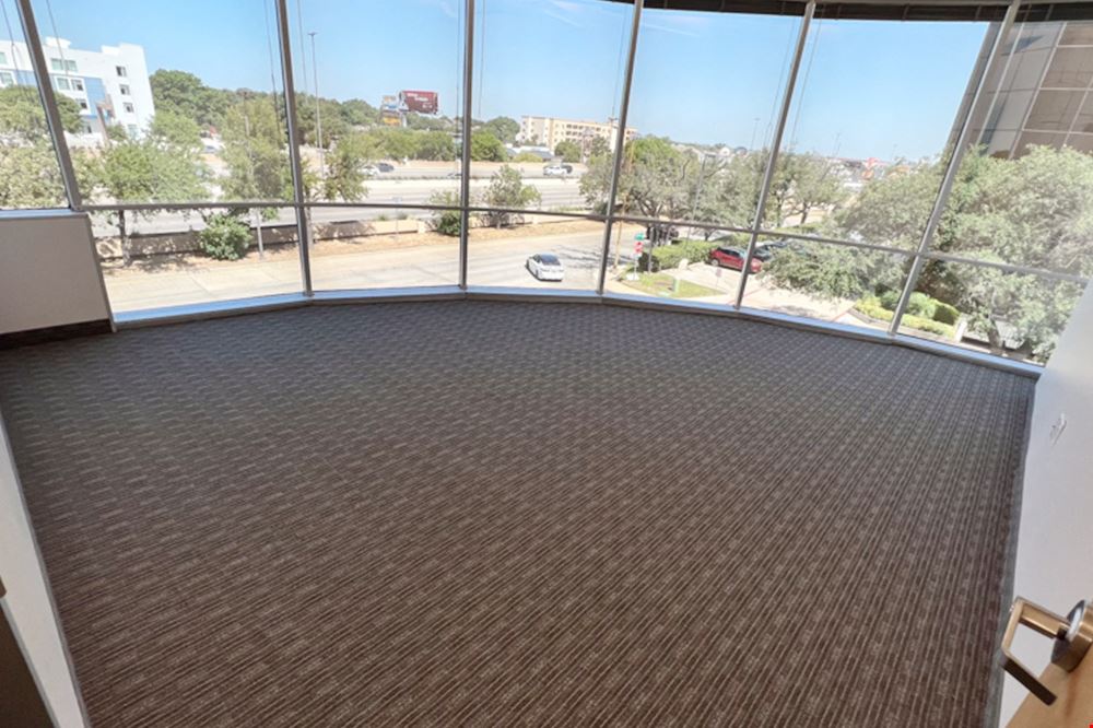 10100 North Central Expressway