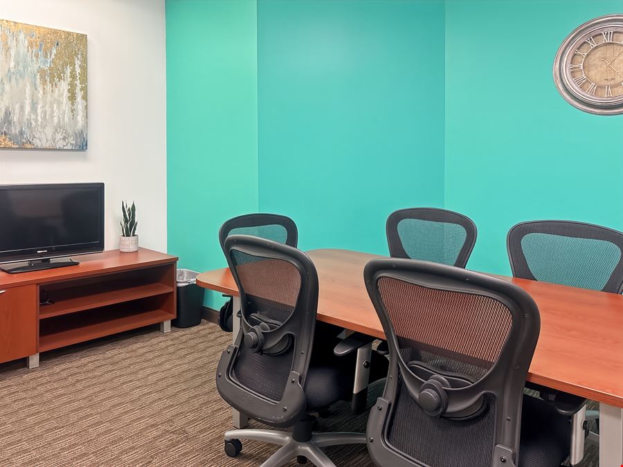 CA, La Palma - Centerpointe