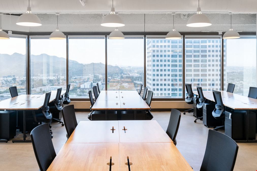 611 North Brand Boulevard