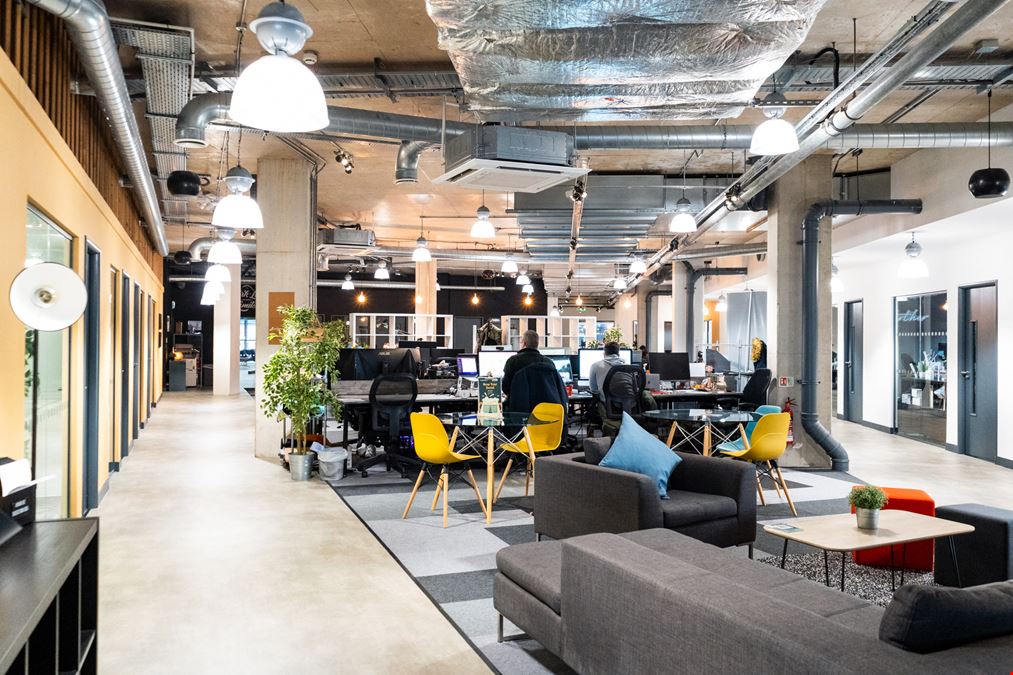 Avenue HQ - Liverpool