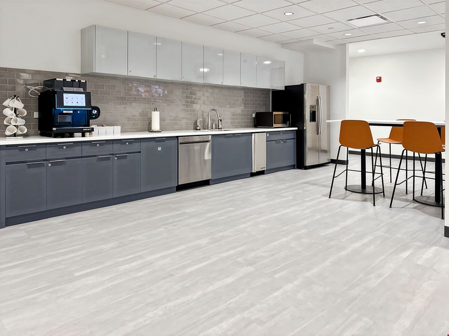 Regus - Hollywood - 1895 Tyler Street