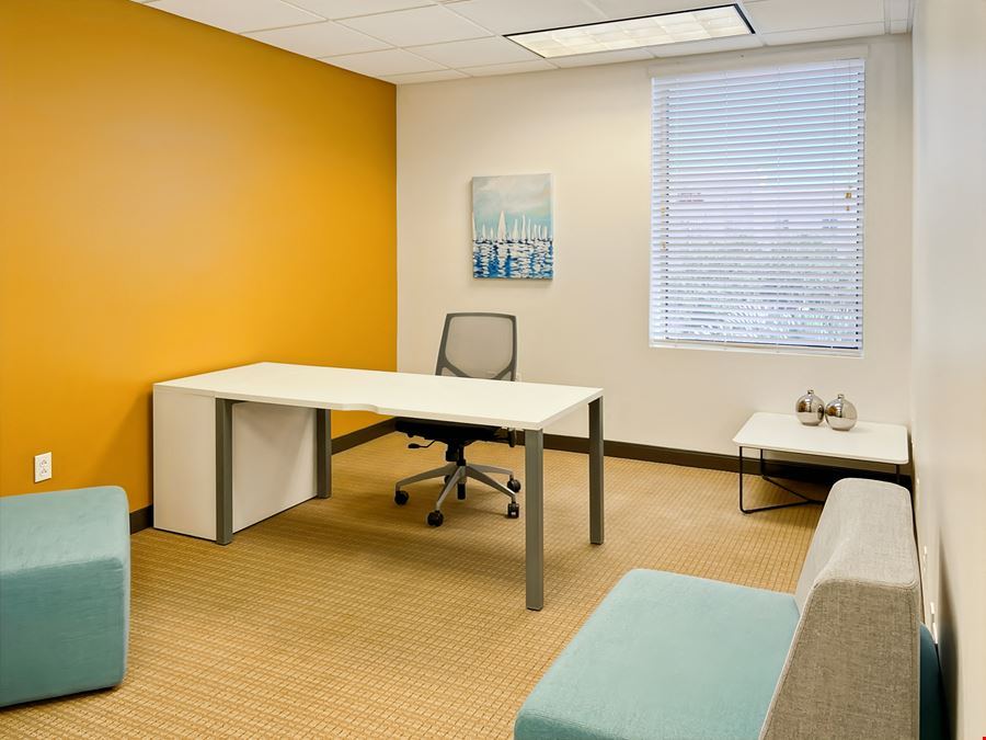 FL, Vero Beach – Miracle Mile Plaza