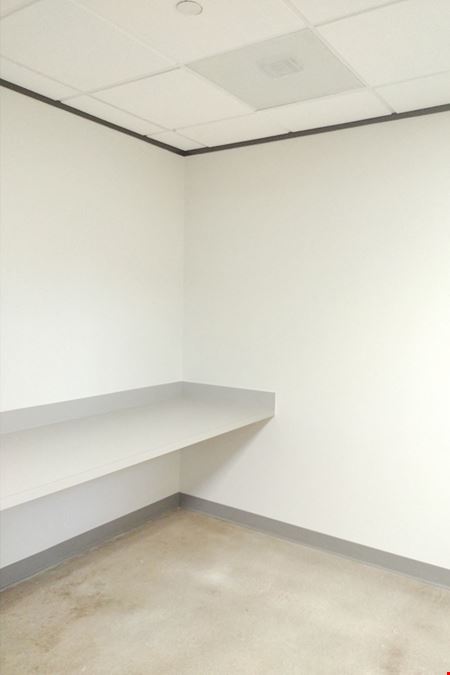 7322-7324 Southwest Freeway