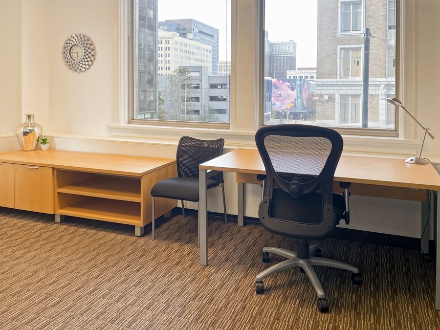 Regus - Tulsa - Kennedy Building