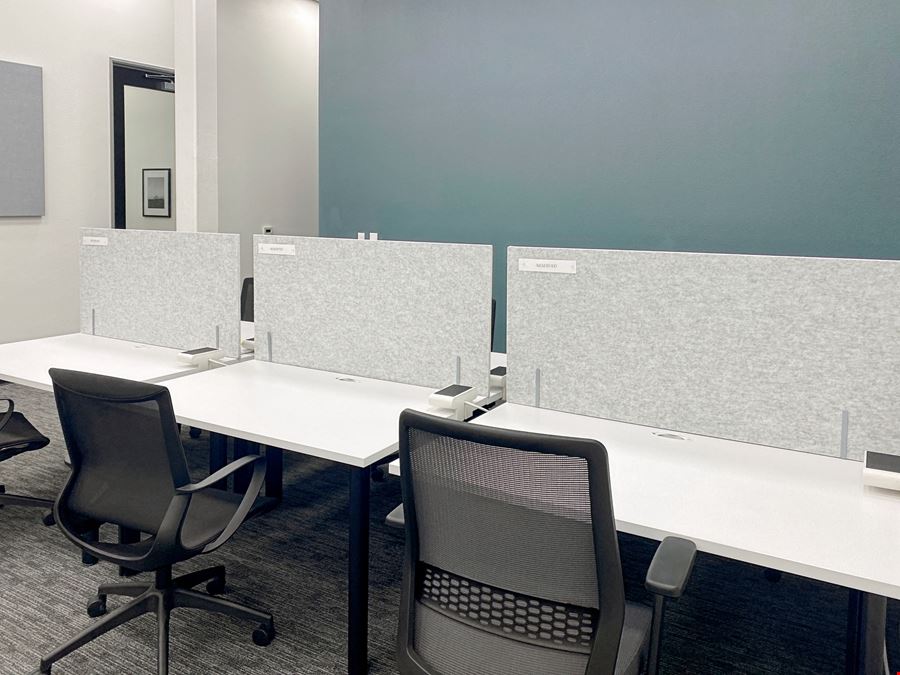 CA, San Ramon - Crow Canyon Plaza