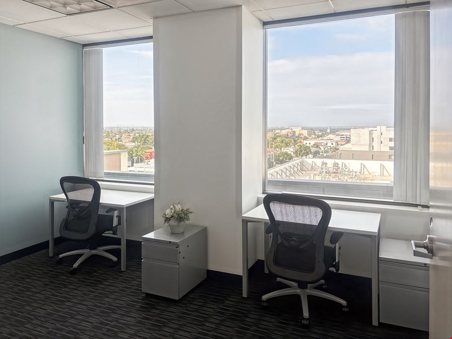 CA, Chula Vista - Gateway Chula Vista