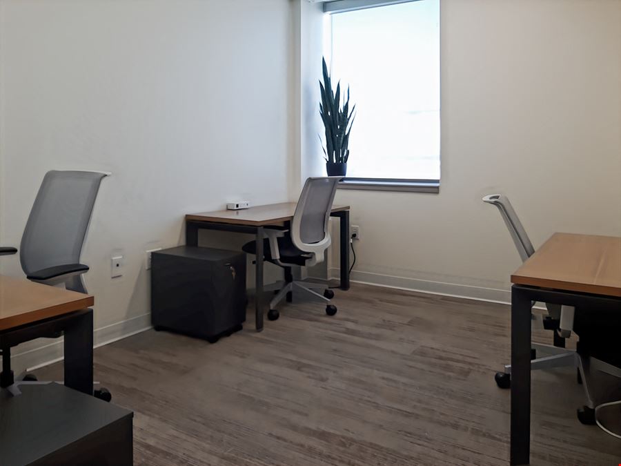 WI, Bayside - Brown Deer Rd