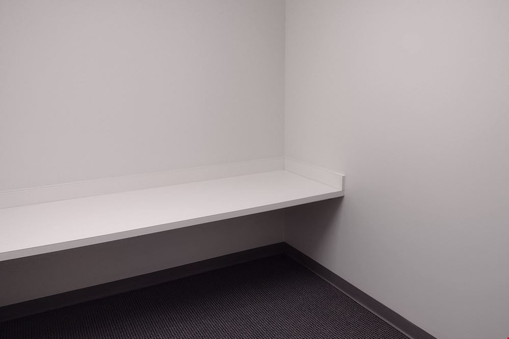 Workstyle Flexible Spaces - 6201 Bonhomme Road