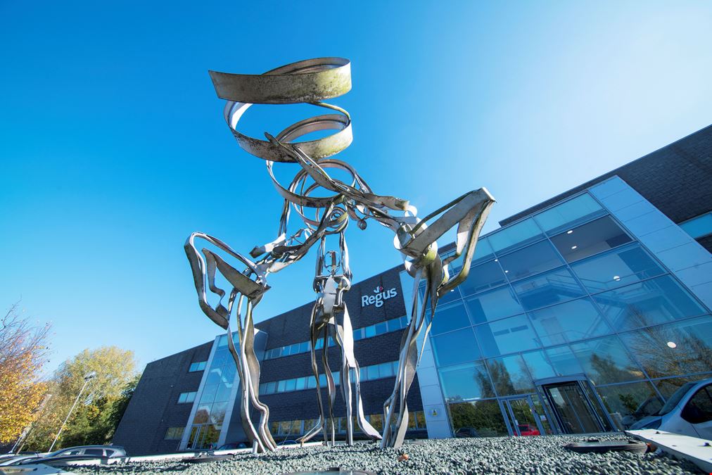 Regus - Atterbury Lakes
