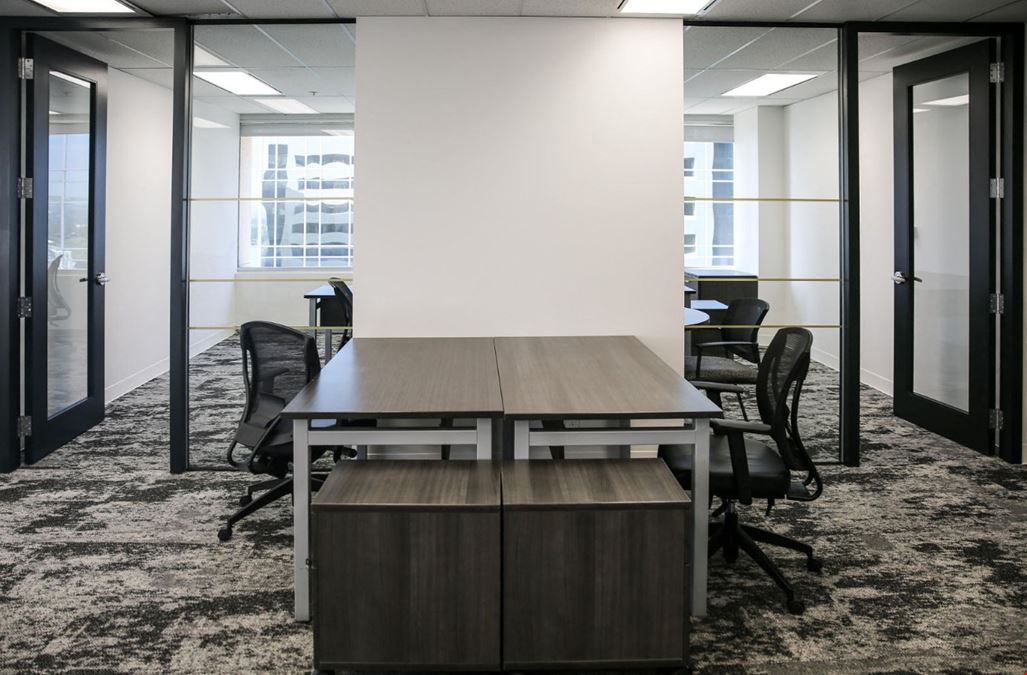 Aspen Flex - The Ampersand