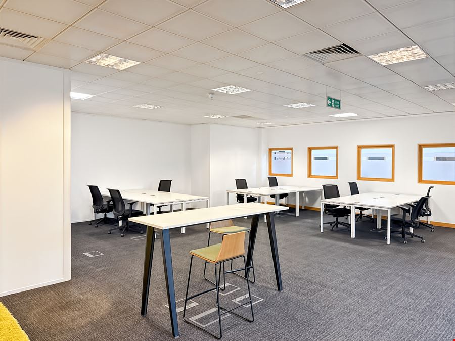Regus - Cambourne