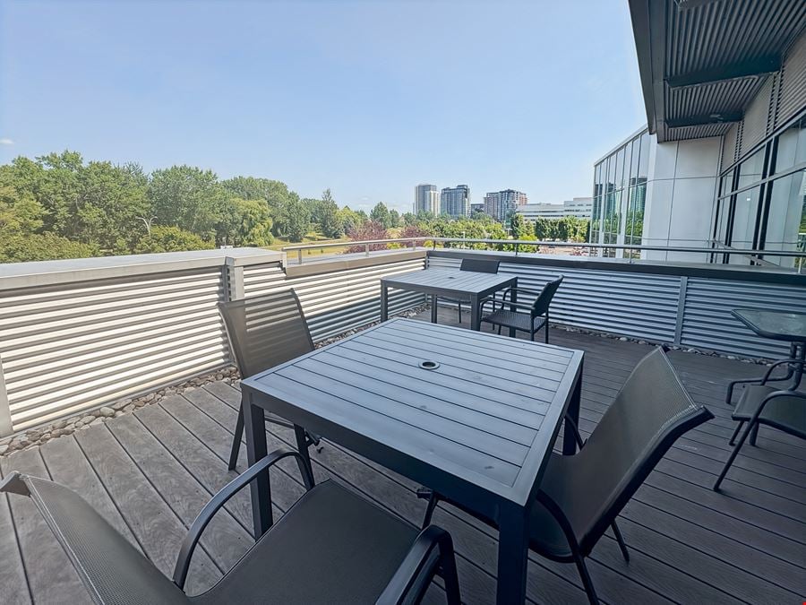 Regus - Brossard - 4605 Lapinière Boulevard