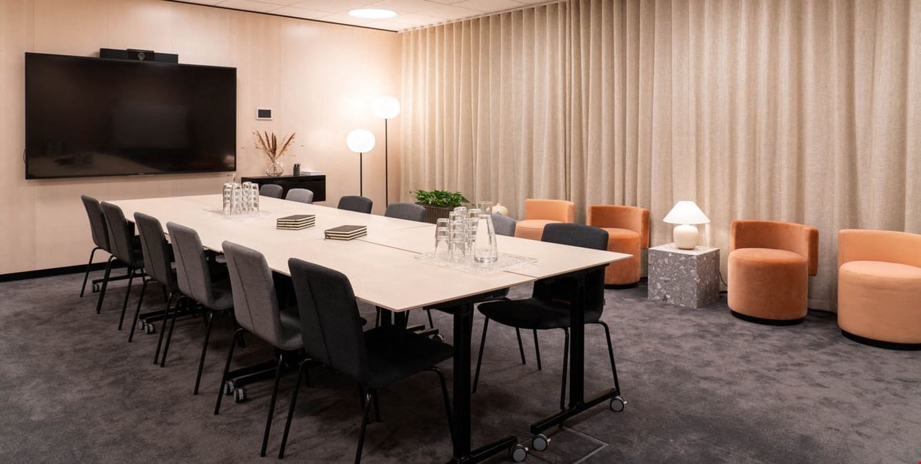 United Spaces - Ostra Hamngatan