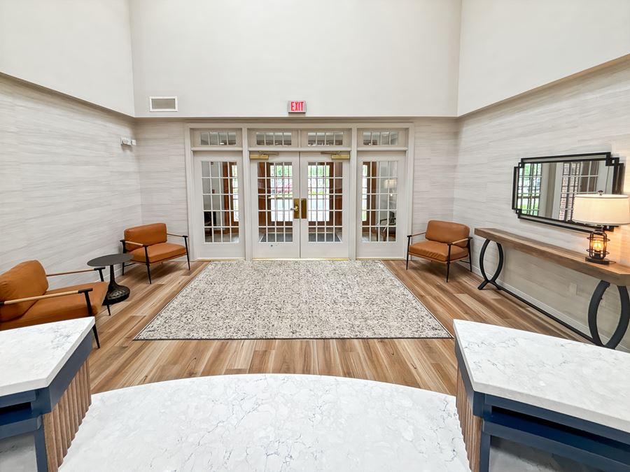 IL, Joliet - Essington Rd