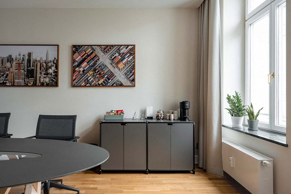 Office Club Französische Straße