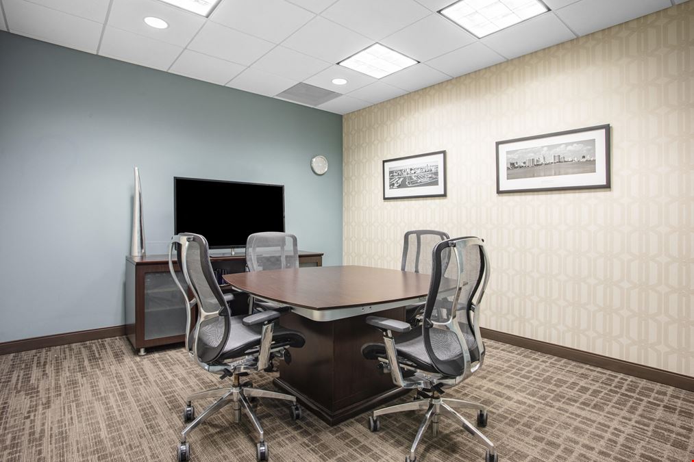 Regus - Glenview - Prairie Glen