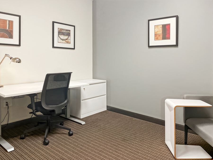 Regus - Toronto - First Canadian Place