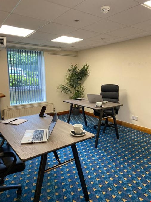 Mercure Cardiff North Hotel