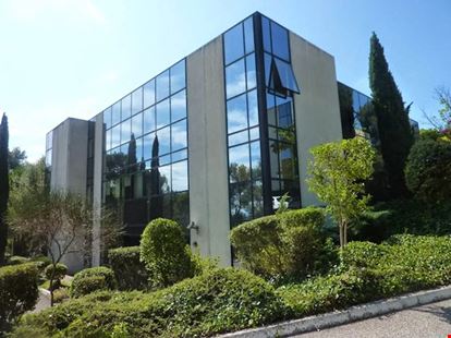 Preview of Working Rolls - Coworking AIX Gare TGV Office space for Rent in Aix-en-Provence