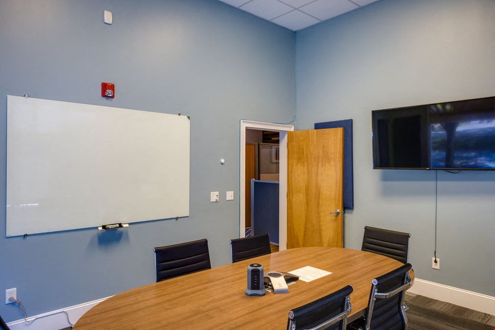 Sapphire Conference Room