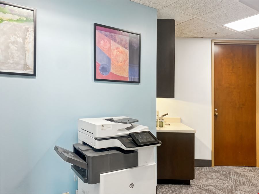 LA, New Orleans - St Charles and Poydras