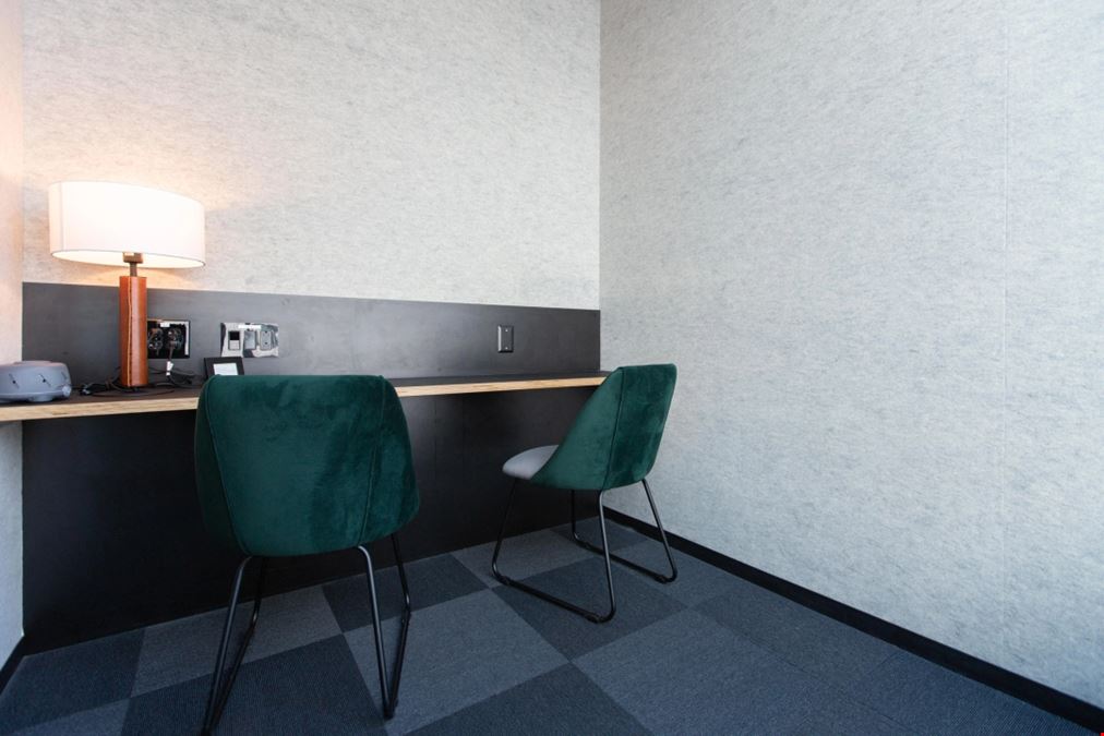 555 Fayetteville Street