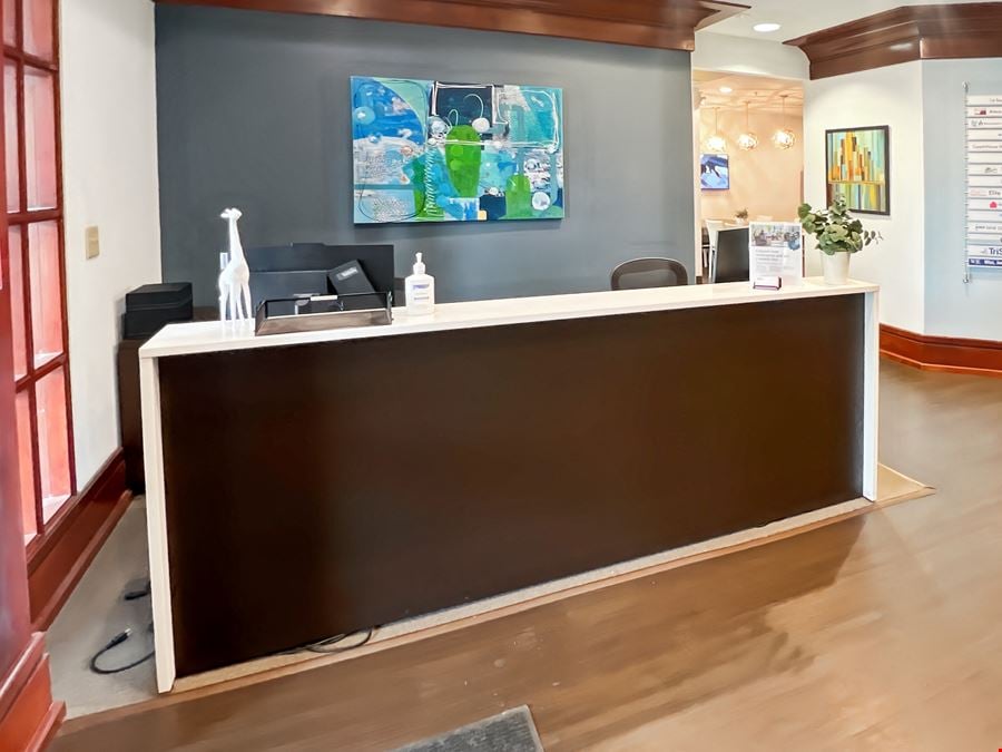 Regus - Brentwood - Center