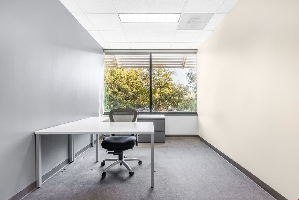 CA, Sacramento - Campus Commons