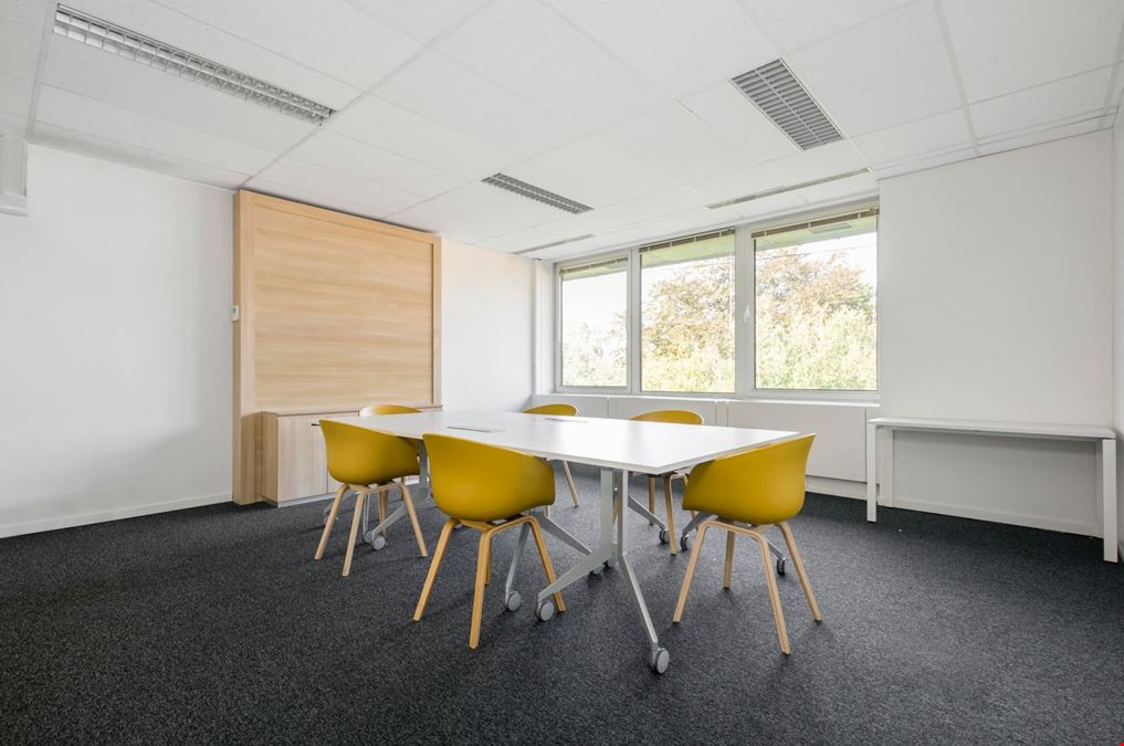 Regus - Kings House