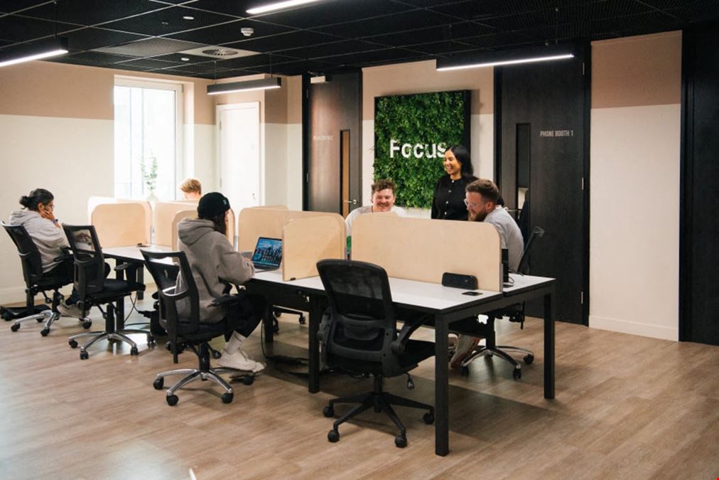 WIZU - One Embankment