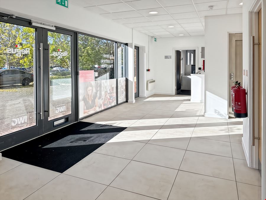 Regus - Taunton Courtenay House