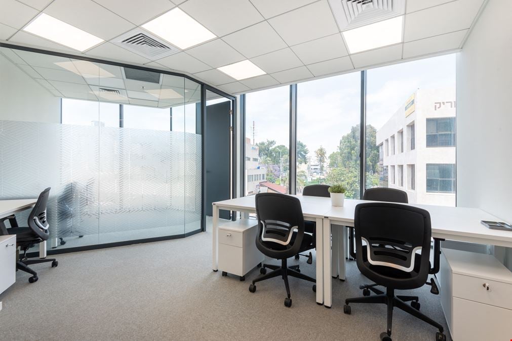 Spaces - 12 Hammersmith Grove