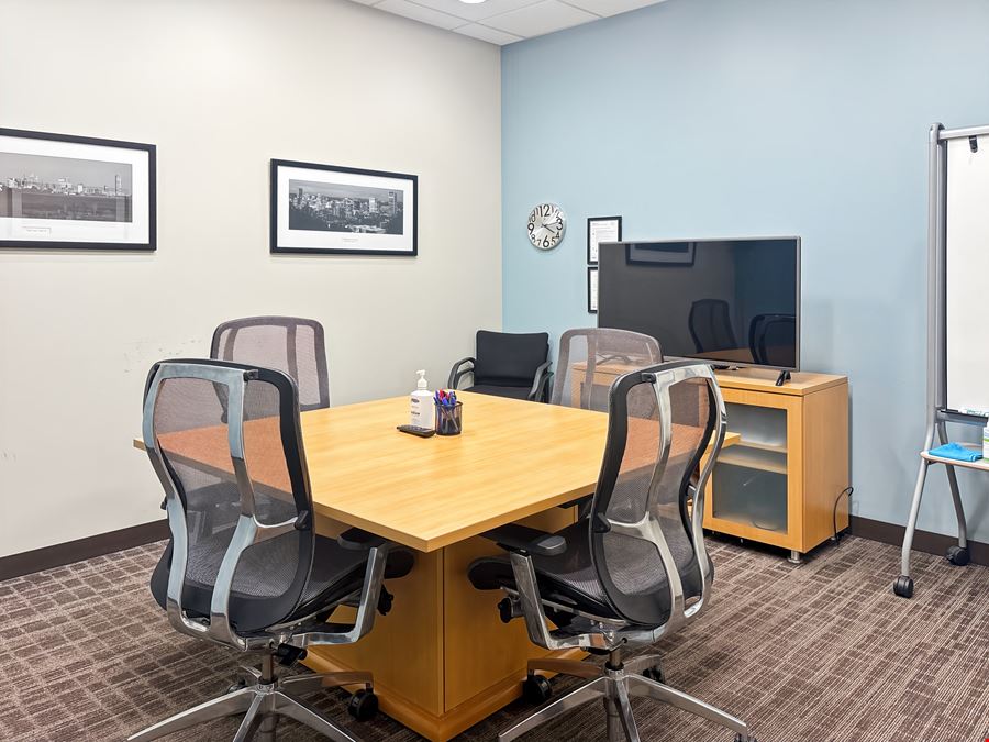 Regus - Naperville - Main Street Promenade
