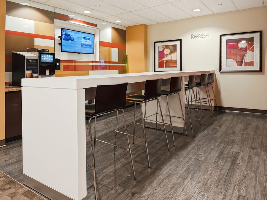 ON, Brampton - Brampton County Court