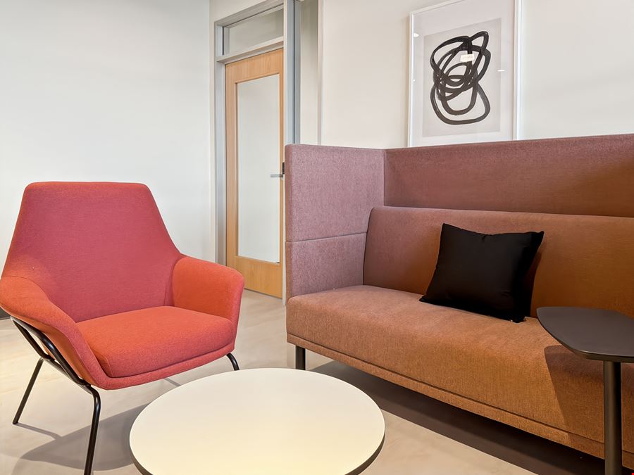 Regus - Norfolk - 25th St