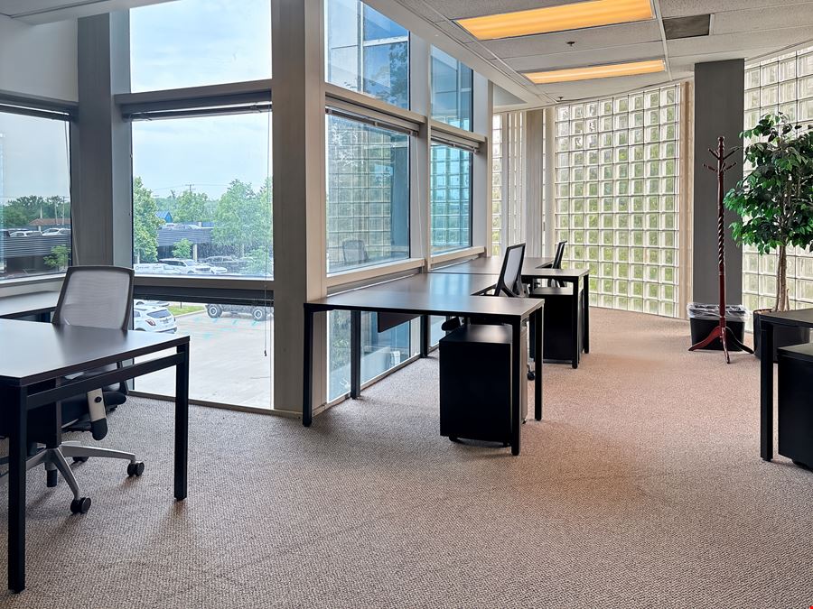 MI, Troy - Troy Liberty Center