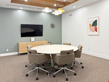 Spaces - Naples - Tamiami Trail E
