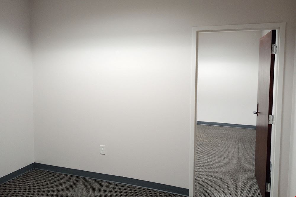 1995 North Park Place