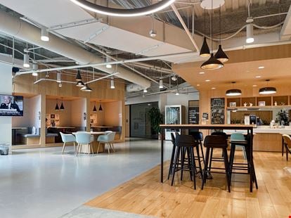 NC, Raleigh - Spaces Crabtree Terrace