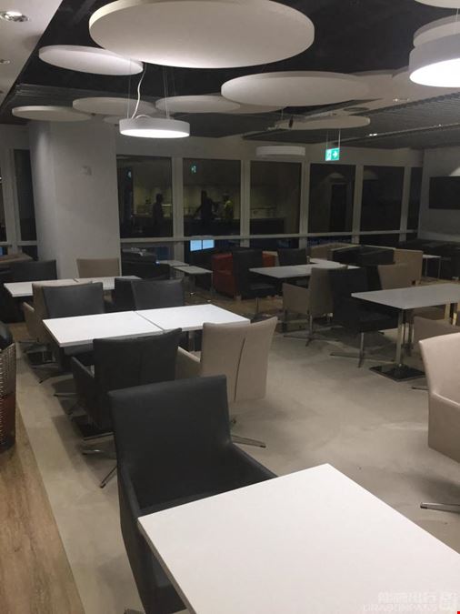 Open Sky Lounge Duesseldorf International Terminal C