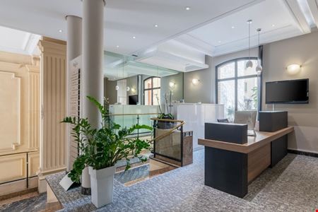 Preview of 28 Rue de l'Amiral Hamelin Coworking space for Rent in Paris